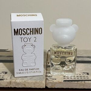 Moschino Toy 2 Eau De Parfum. 5ml/0.17 fl oz. New. Travel size.
